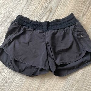 Shorts Lululemon Size 8 black